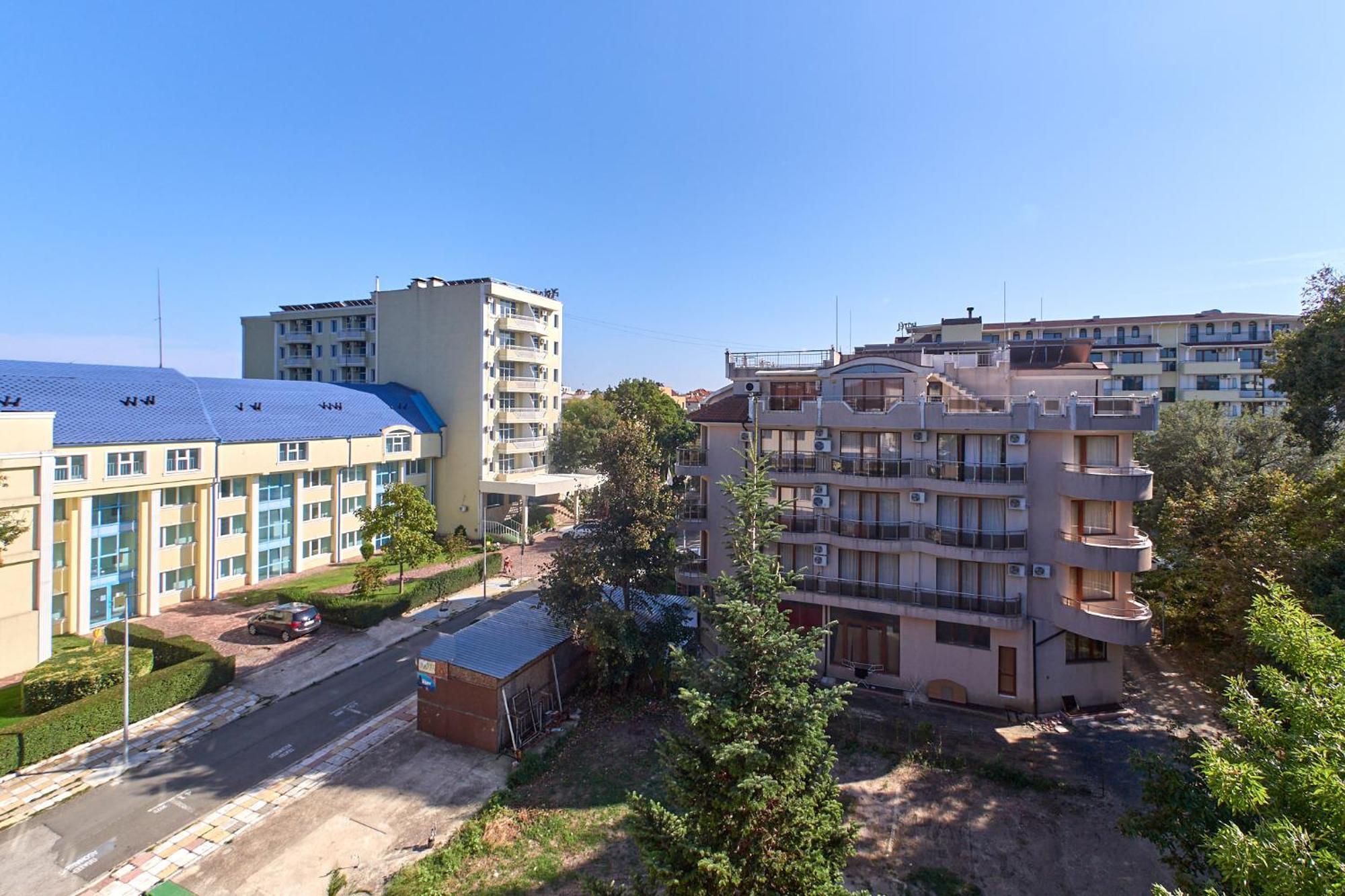 Relax Larrisa Studio Primorsko Exterior photo